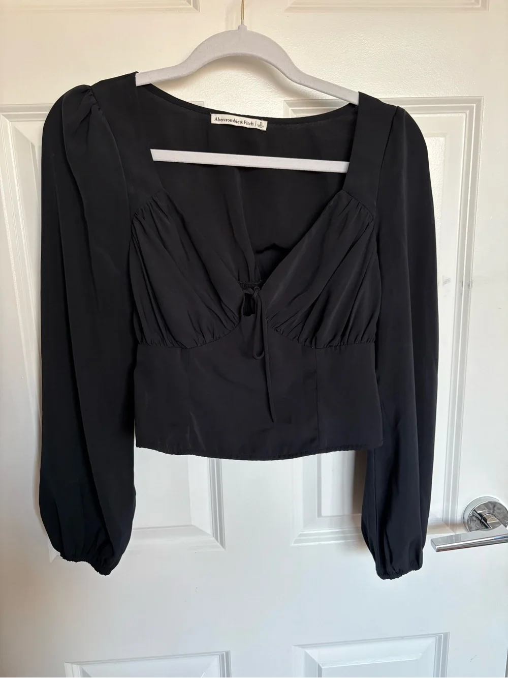 Abercrombie & Fitch Black Long-Sleeve Tie-Front Blouse